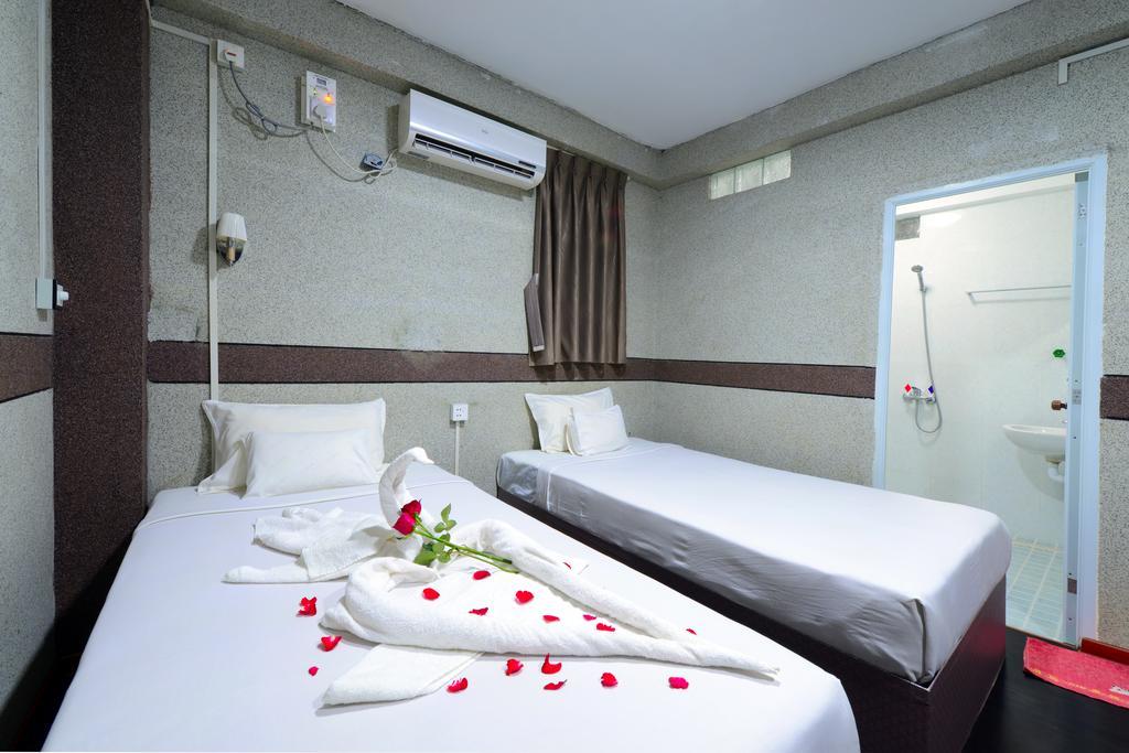 Okkala Hotel Yangon Luaran gambar