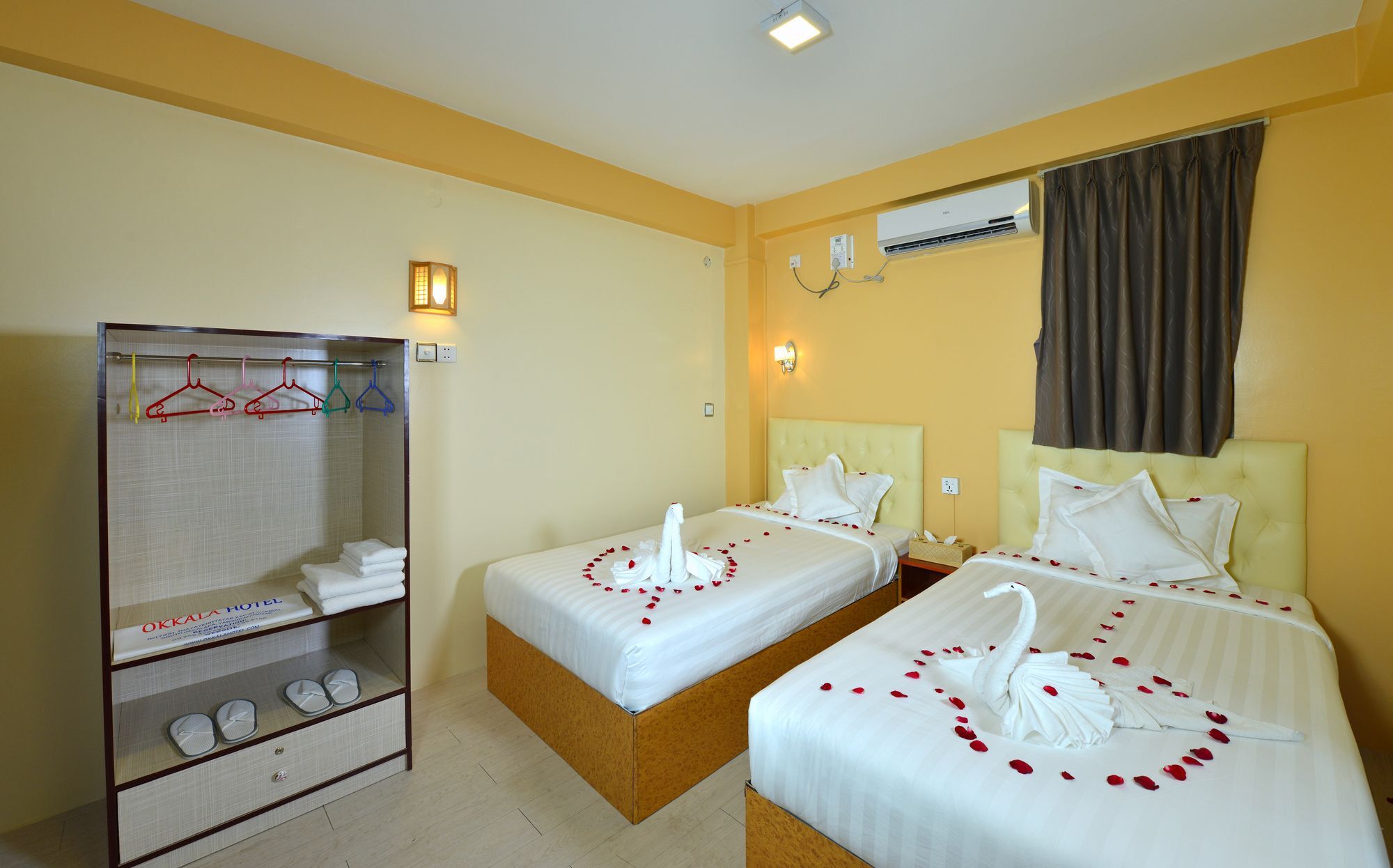 Okkala Hotel Yangon Luaran gambar